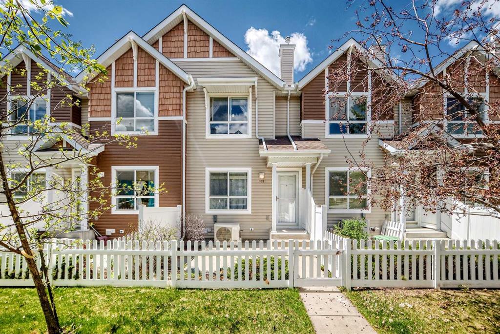 107 Tuscany Court NW, Calgary, Alberta, T3L 2Y9