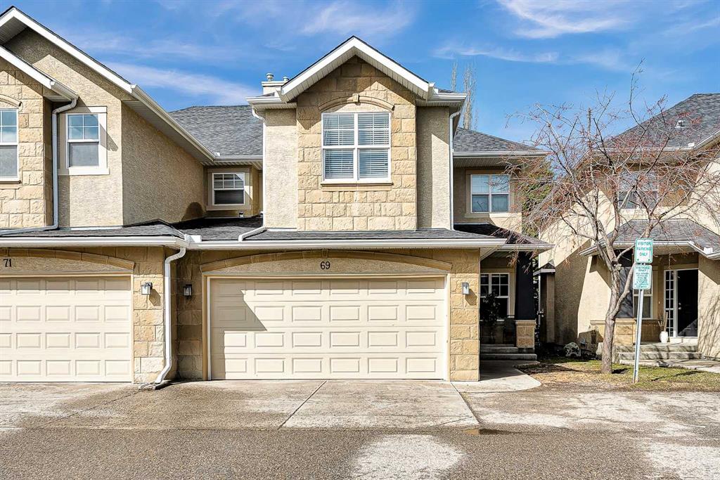 #69 39 Strathlea Common SW, Calgary, Alberta, T3H 5P8
