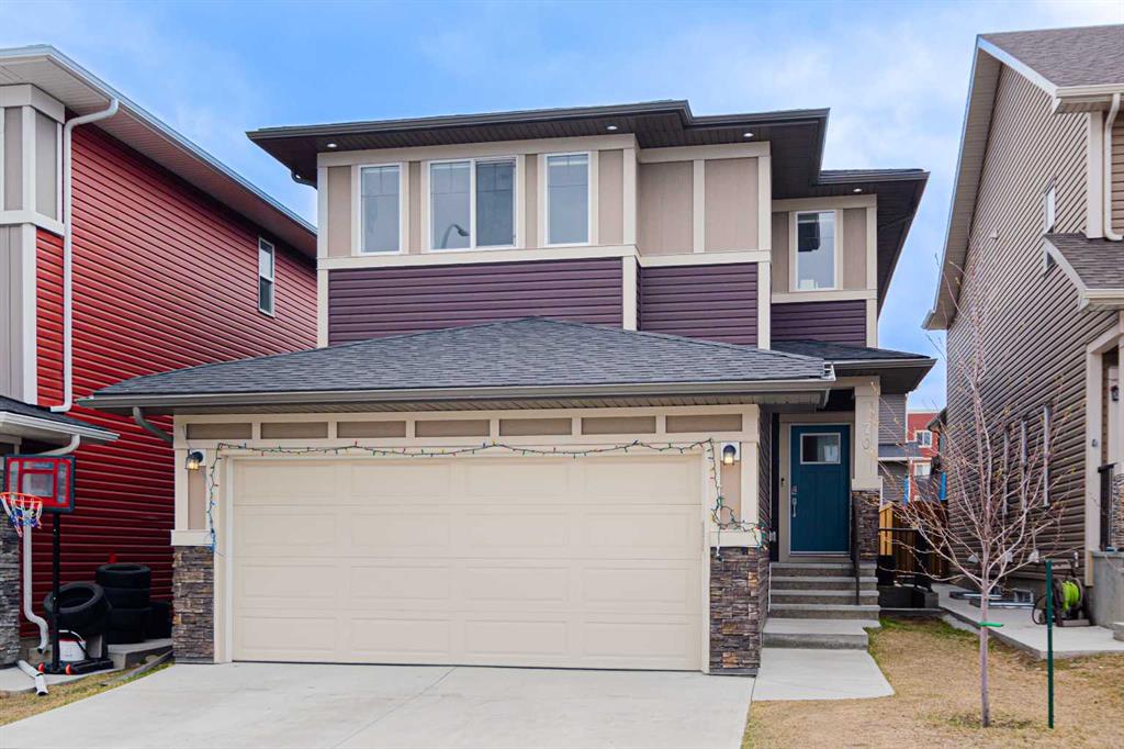 70 Saddlestone Green NE, Calgary, Alberta, T3J 2C8