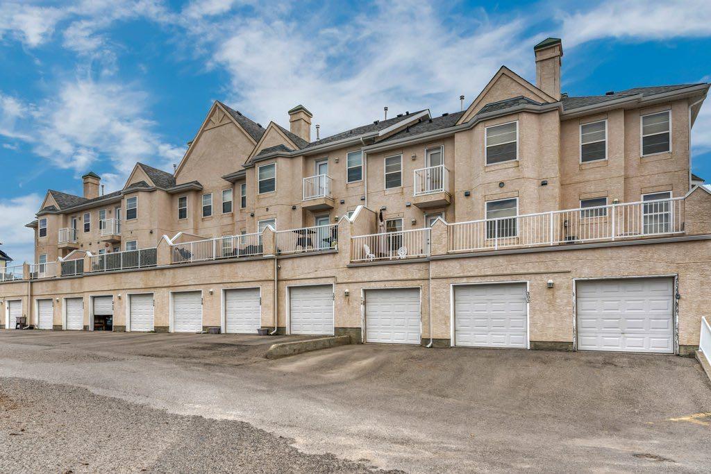 #300 50 Westland Road, Okotoks, Alberta, T1S 1N1