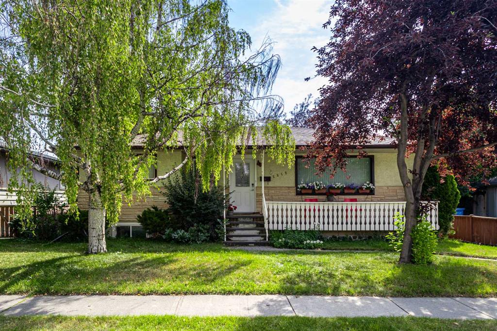 2812 24 Street NW, Calgary, Alberta, T2M 3Z3