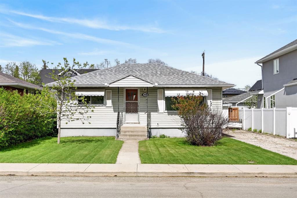 2820 Cochrane Road NW, Calgary, Alberta, T2M 4J2