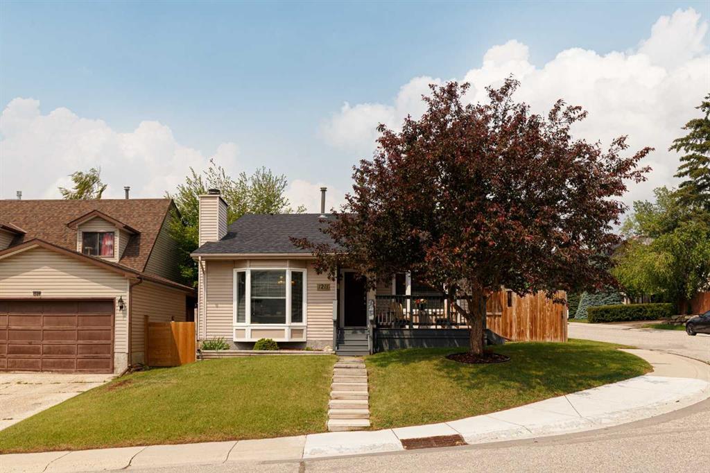 1211 Ranchview Road NW, Calgary, Alberta, T3G 2B6