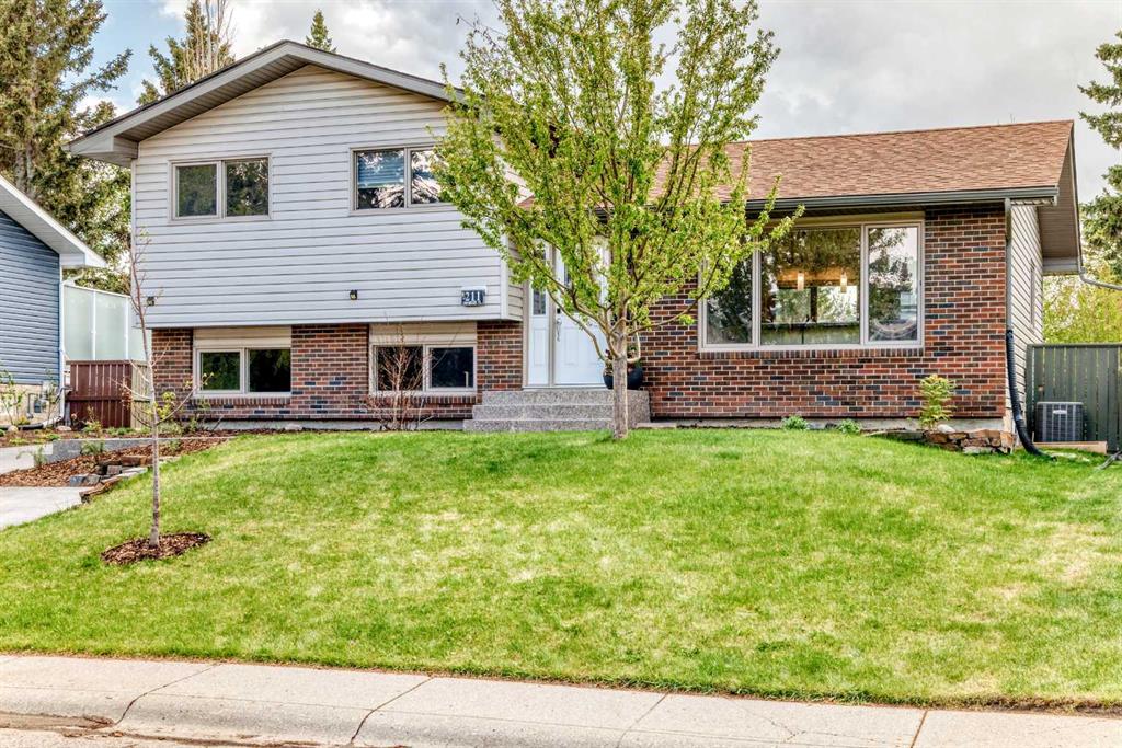 211 Oakridge Place SW, Calgary, Alberta, T2V 1V2