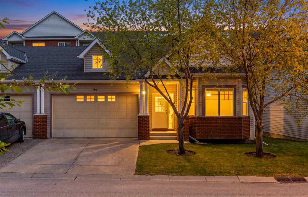 44 Prestwick Pond Terrace SE, Calgary, Alberta, T2Z 3Z8