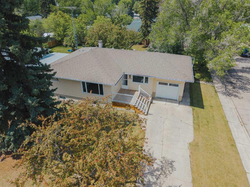 5202 56 Avenue E, Olds, Alberta, T4H 1H8