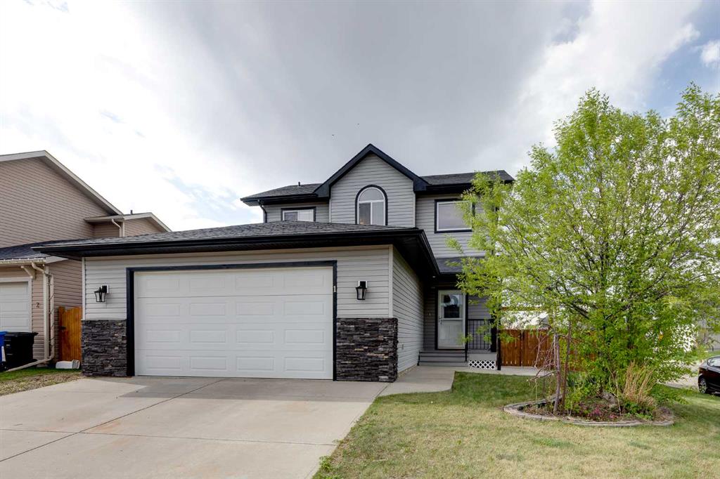 1 Mcclung Gate E, Carstairs, Alberta, T0M0N0