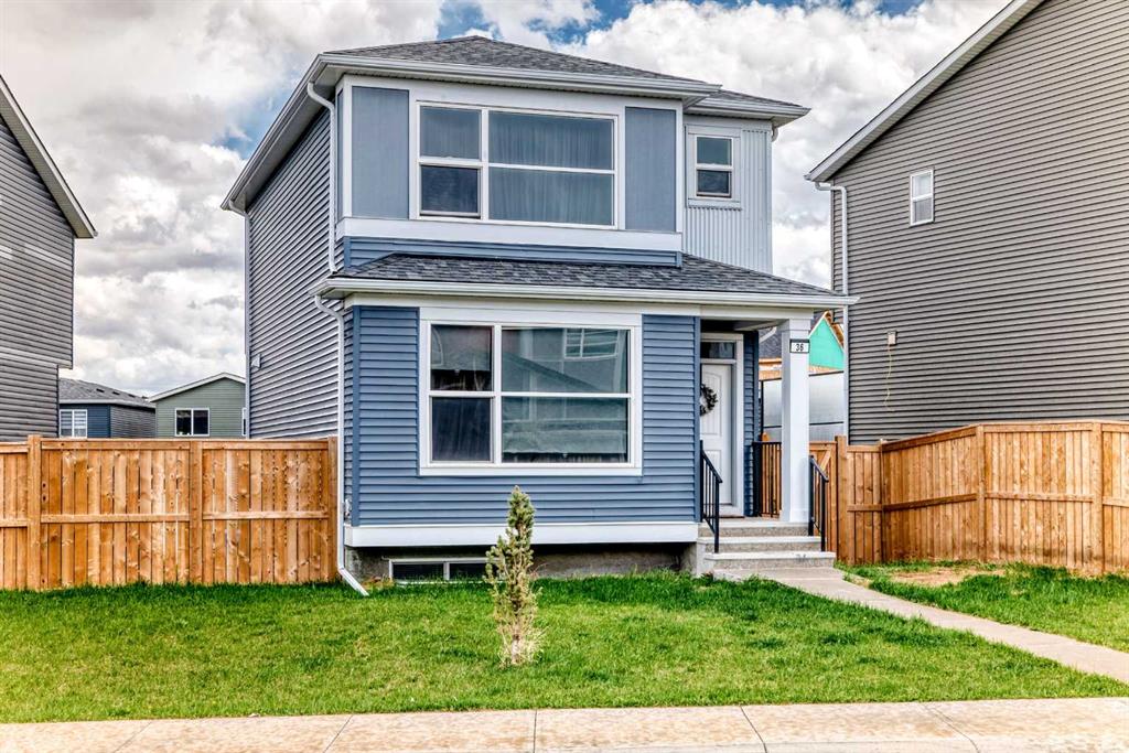 36 Howse Heights NE, Calgary, Alberta, T3P1P1