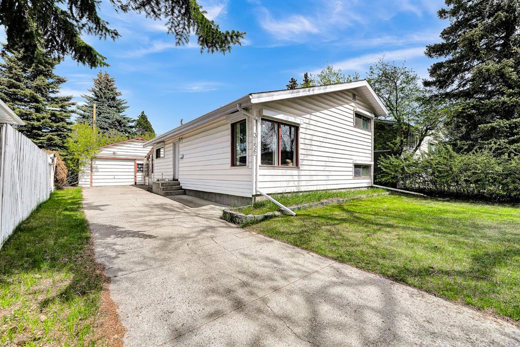 3156 Blakiston Drive NW, Calgary, Alberta, T2L 1L8