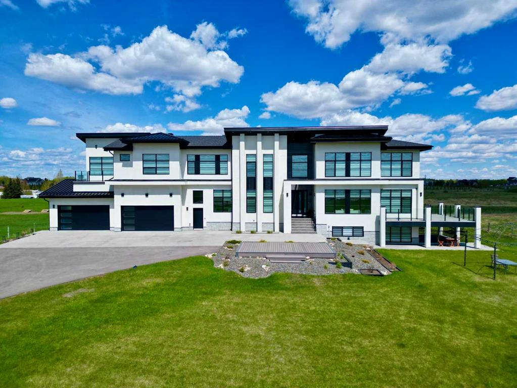 33190 Glendale Road, Rural Rocky View County, Alberta, T4C 2Z4