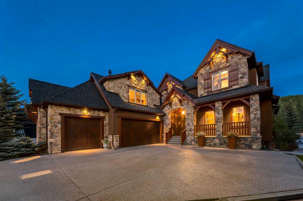 250 CRESTRIDGE Place SW, Calgary, Alberta, T3B 5Z2