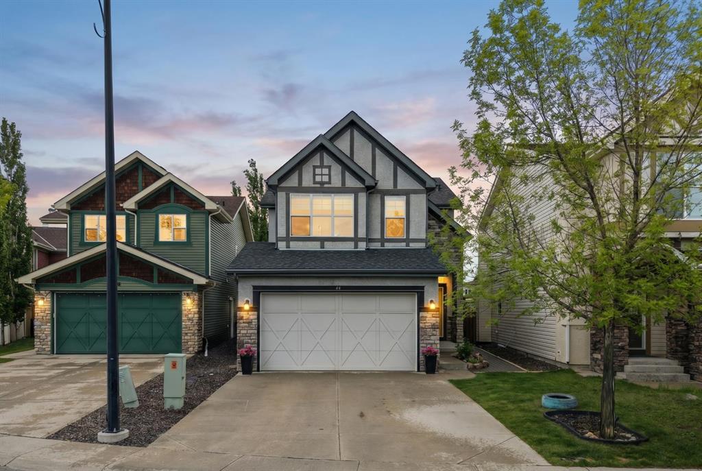 44 Aspen Hills Close SW, Calgary, Alberta, T3H 0C6