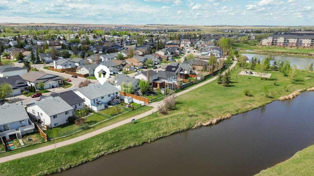 202 Willow Brook Close NW, Airdrie, Alberta, T4B 2J7
