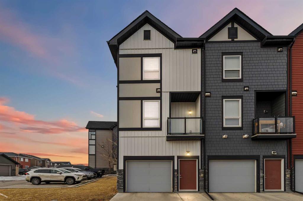 #402 11 Evanscrest Mews NW, Calgary, Alberta, T3P 0Y1