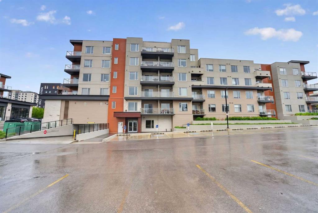 #403 71 Shawnee Common SW, Calgary, Alberta, T2Y 0R2