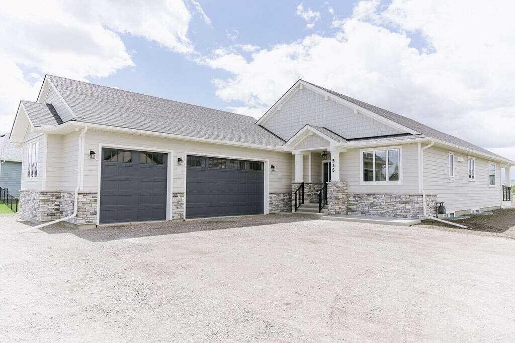 535 Green Haven View, Rural Foothills County, Alberta, T1S 0R3