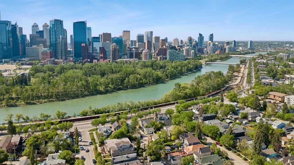 512 Memorial Drive NW, Calgary, Alberta, T2N 3C4