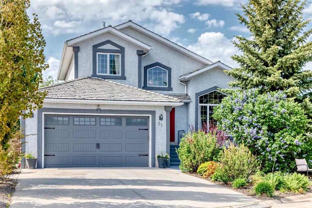 37 LAKESIDE GREENS Close, Chestermere, Alberta, T1X 1C2