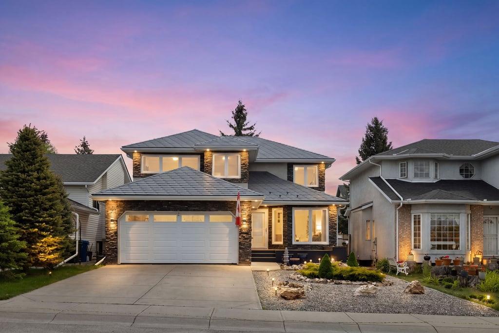 439 Douglas Woods Drive SE, Calgary, Alberta, T2Z2H1