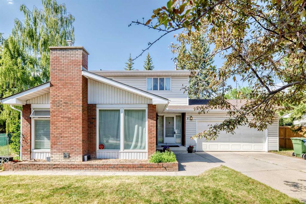 8 Varsdale Place NW, Calgary, Alberta, T3A 0G7
