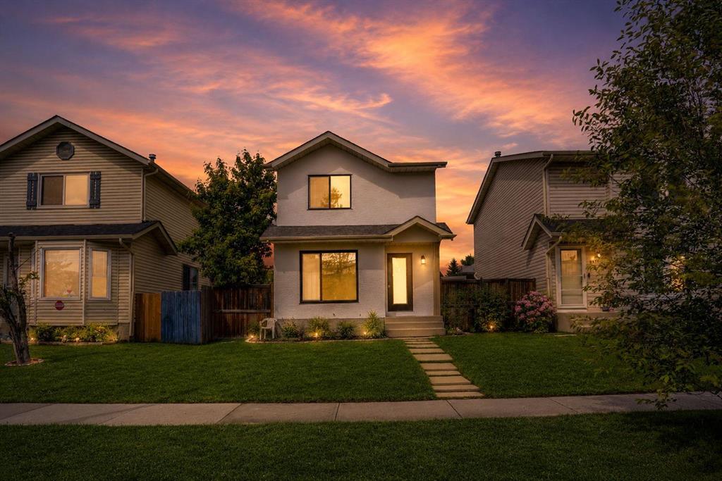 6471 54 Street NE, Calgary, Alberta, T3J 1Z4