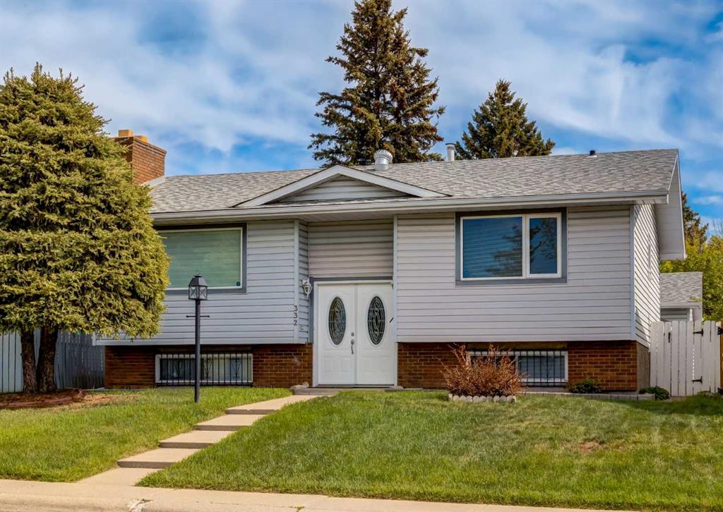 332 Pinemont Road NE, Calgary, Alberta, T1Y1V7