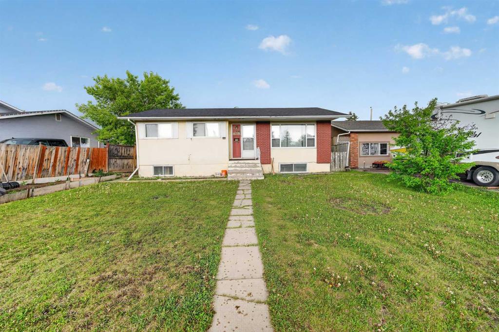 1608 54 Street SE, Calgary, Alberta, T2A 1W8