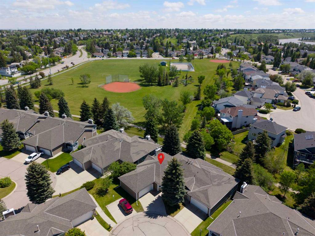 42 Douglasbank Gardens SE, Calgary, Alberta, T2Z 2C9