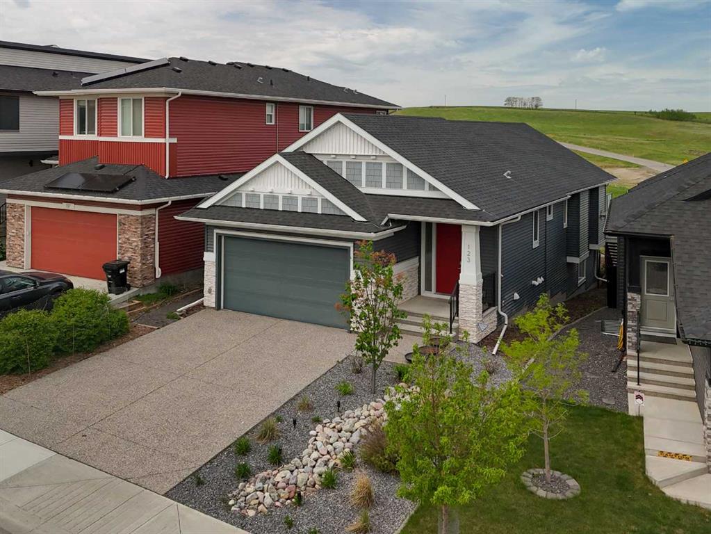 123 Crestridge Hill SW, Calgary, Alberta, T3B 6H1