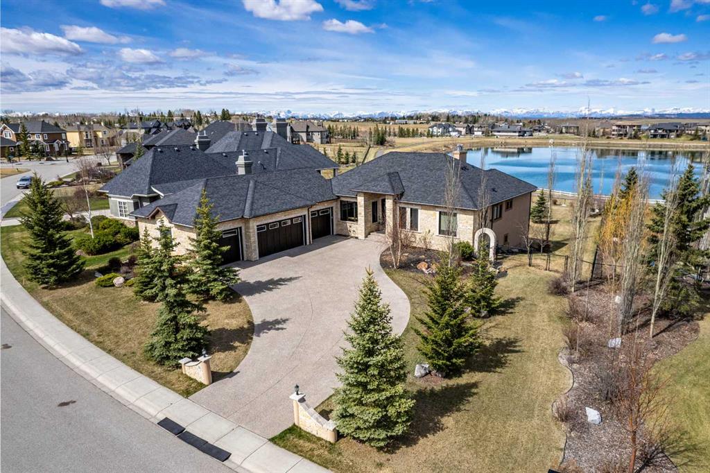 31 Montenaro Bay, Cochrane Lake, Alberta, T4C 0A5