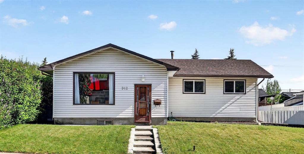 912 Stonehaven Road SW, Calgary, Alberta, T2W 0P6