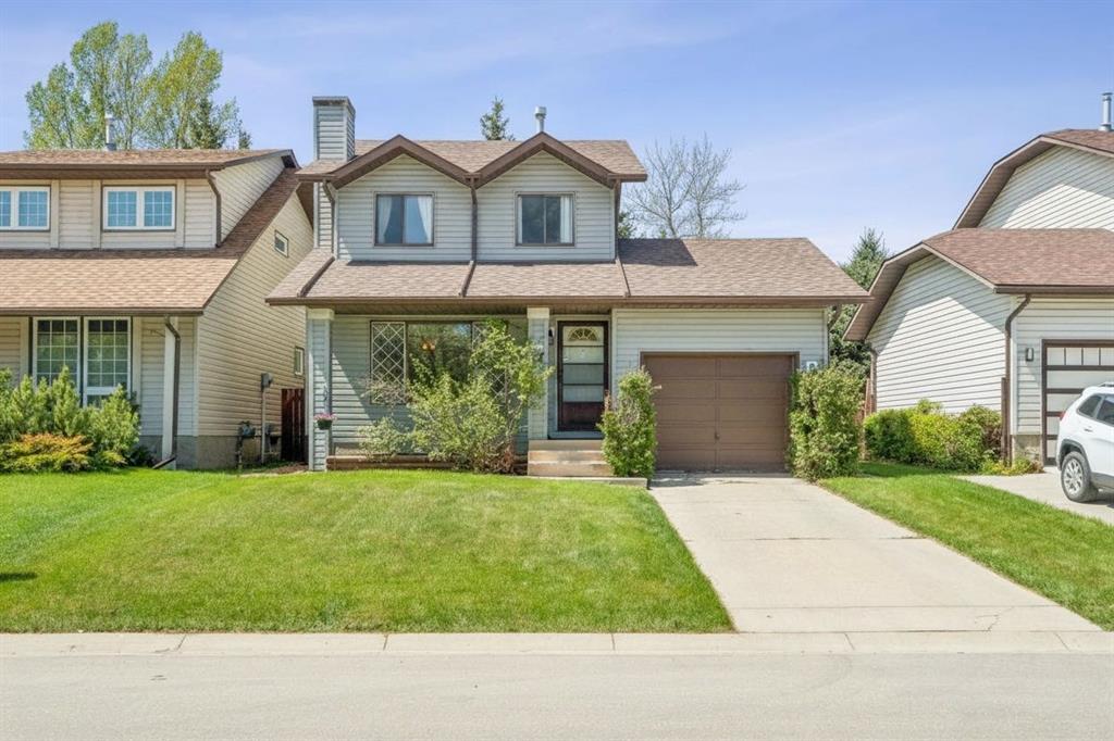 47 Cedargrove Way SW, Calgary, Alberta, T2W 4V1