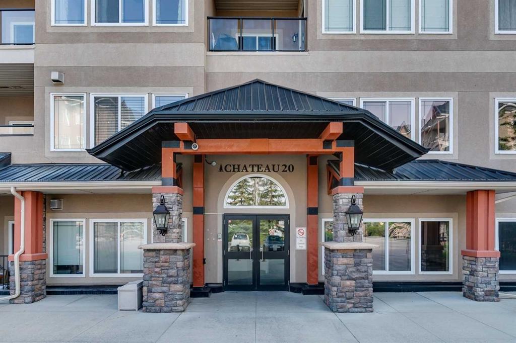 #341 20 Discovery Ridge Close SW, Calgary, Alberta, T3H5X4