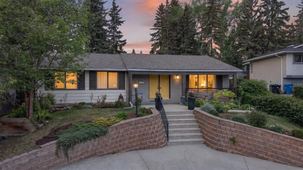 5120 Dalham Crescent NW, Calgary, Alberta, T3A 1L7