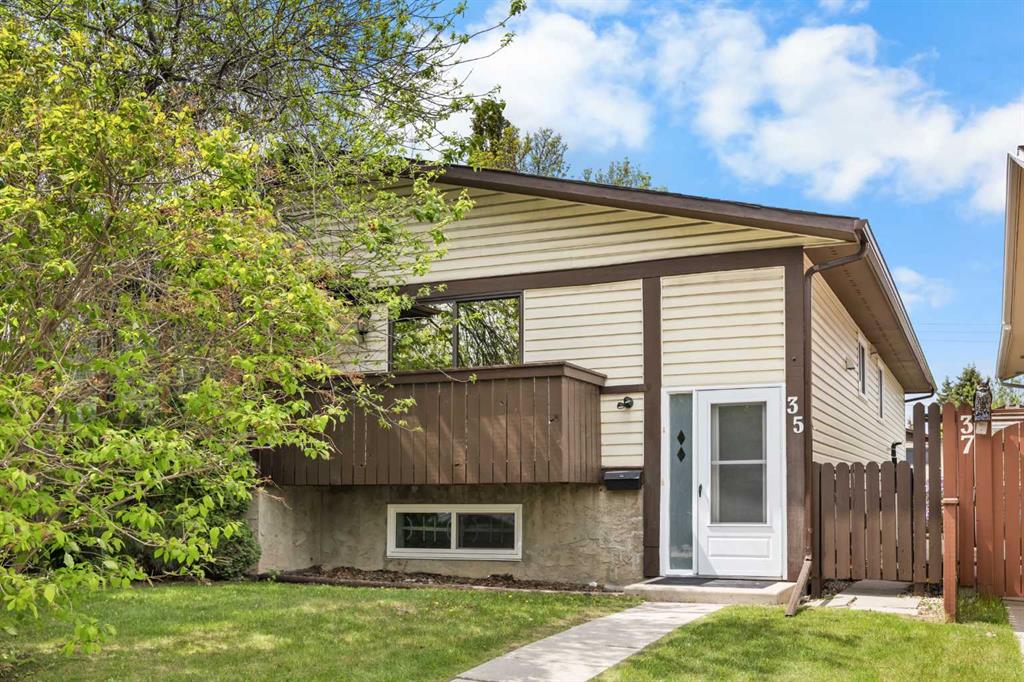 35 Bermuda Drive NW, Calgary, Alberta, T3K 1H5