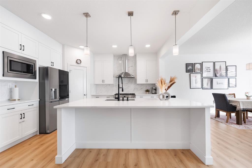 69 Mallard Grove SE, Calgary, Alberta, T3S 0E3