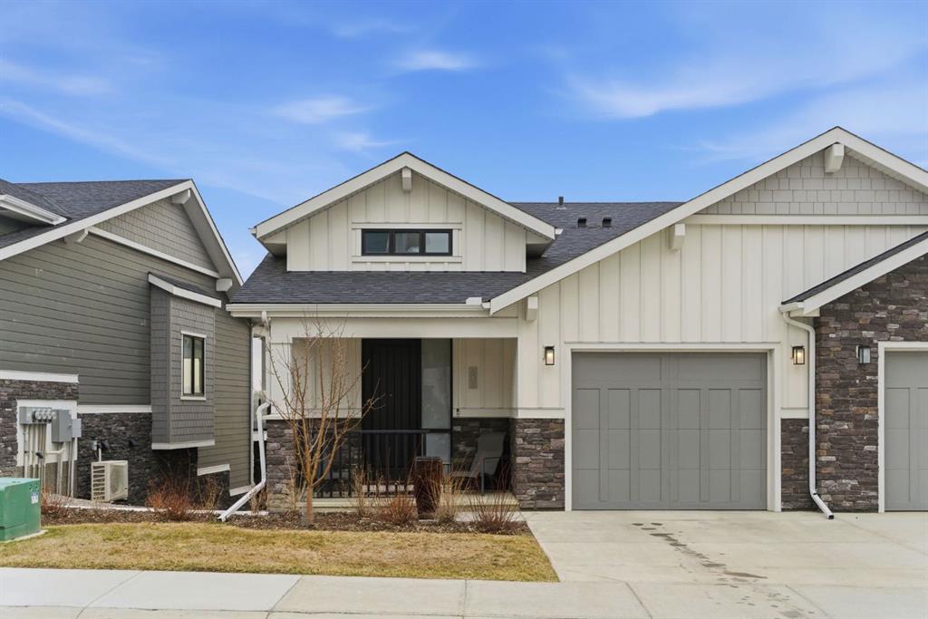 408 Crestridge Common SW, Calgary, Alberta, T3B 6J5