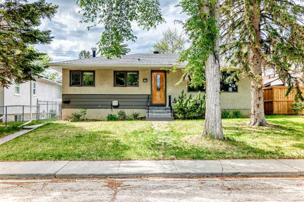 6441 18A Street SE, Calgary, Alberta, T2C 0N4