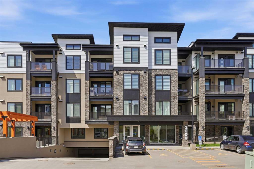 #2405 2117 81 Street SW, Calgary, Alberta, T3H 6H5
