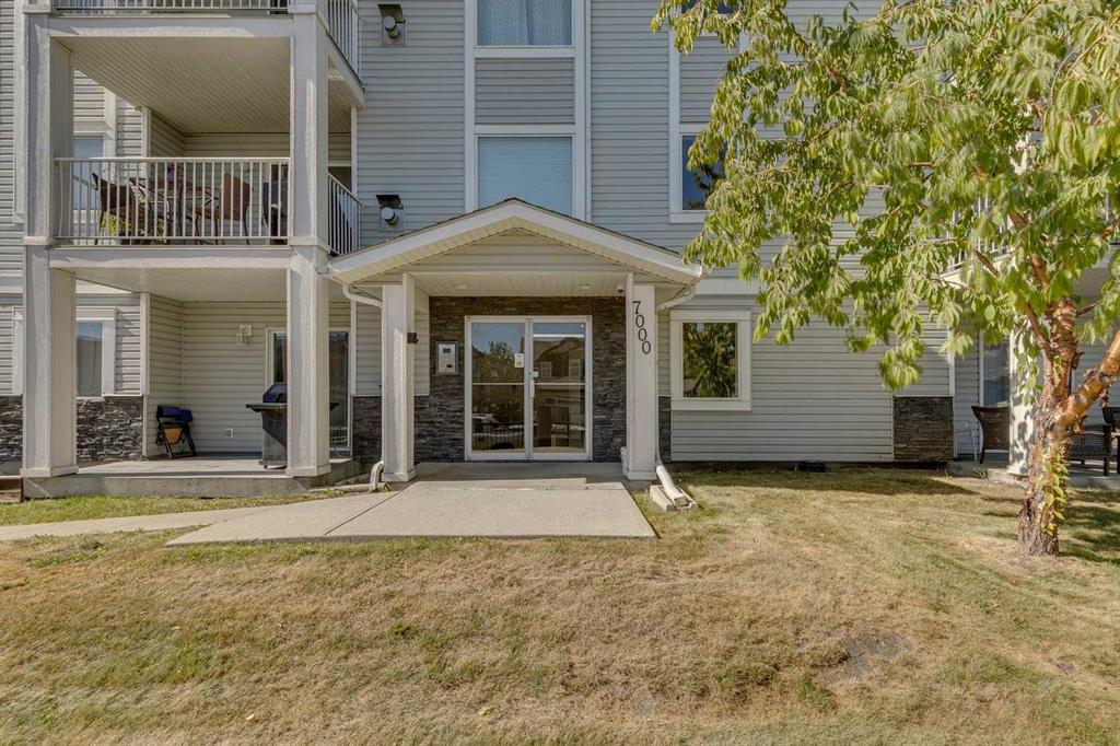 #301 7301 Valleyview Park SE, Calgary, Alberta, T2B 3R6