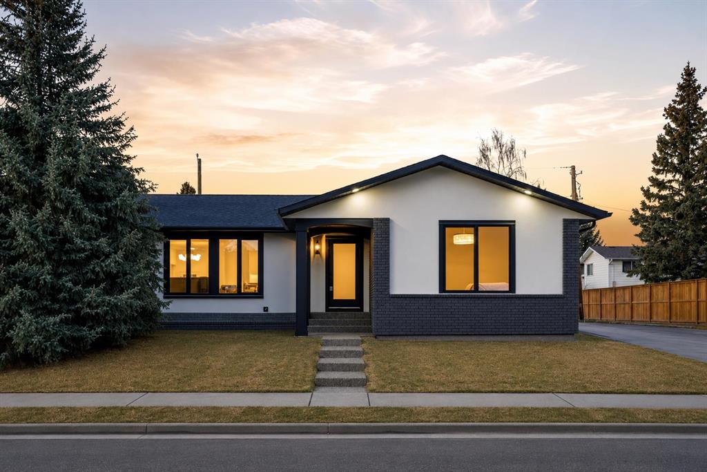 4904 Valiant Drive NW, Calgary, Alberta, T3A 1X2
