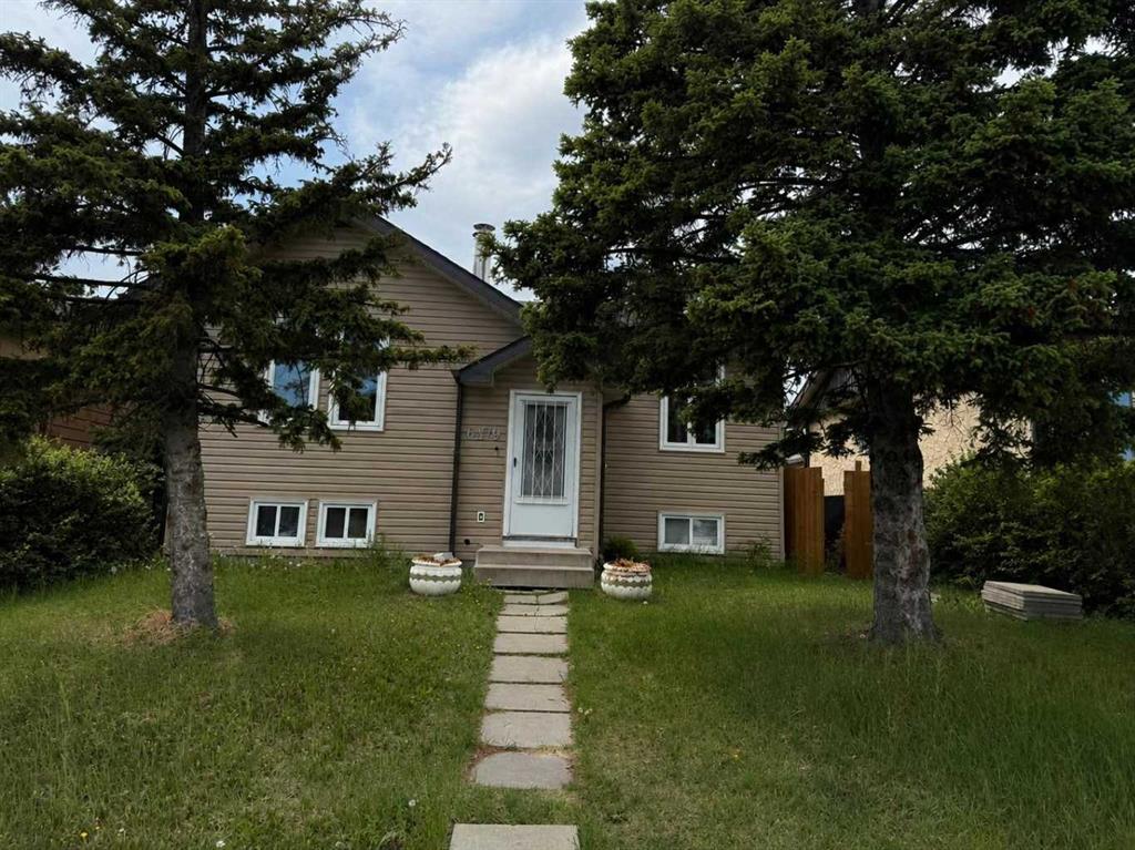6479 68 Street NE, Calgary, Alberta, T3J 2H7