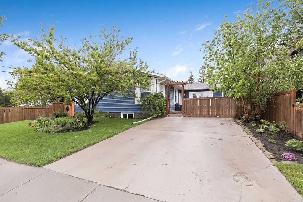 723 5 Avenue SW, High River, Alberta, T1V 1B9