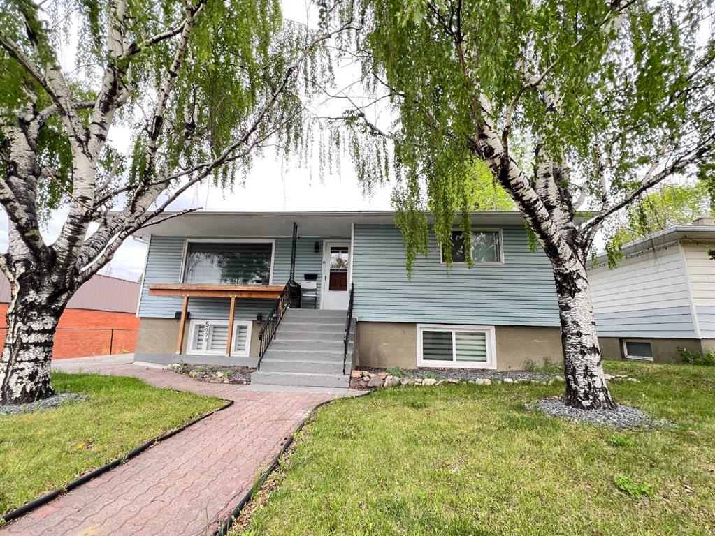 560 Northmount Drive NW, Calgary, Alberta, T2K3J2