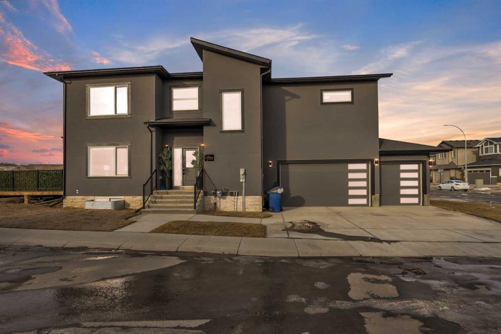 97 Baysprings Gardens SW, Airdrie, Alberta, T4B 5C6