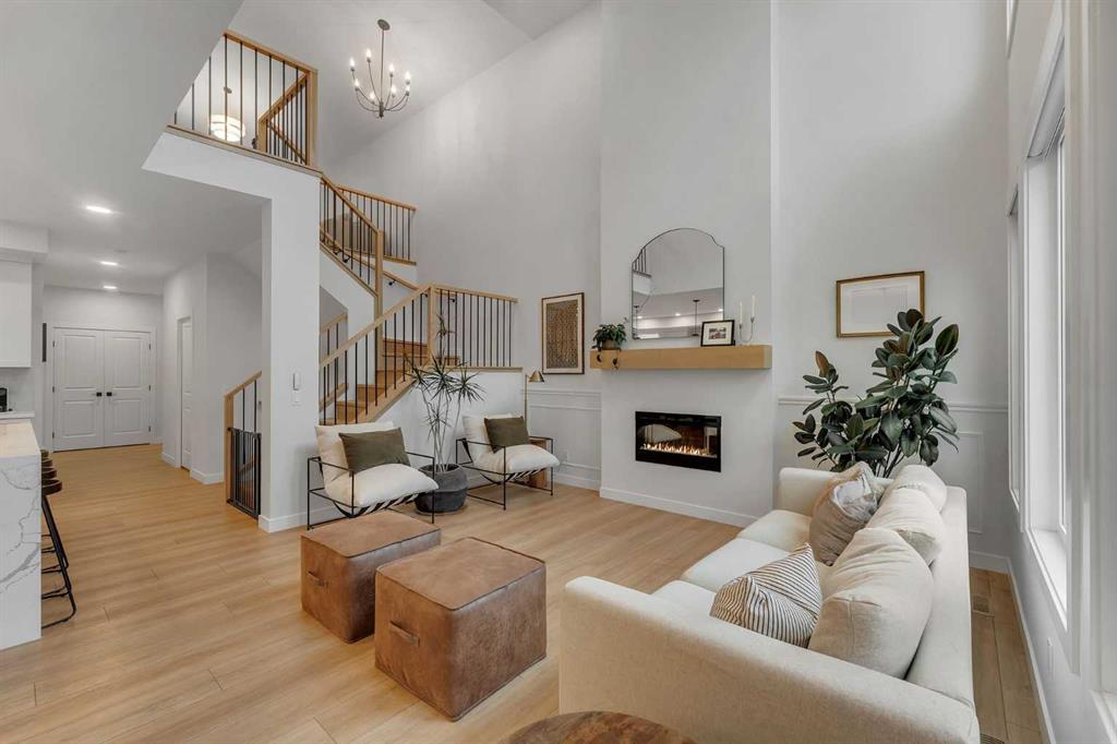 121 Amblehurst Green NW, Calgary, Alberta, T3P 1W8