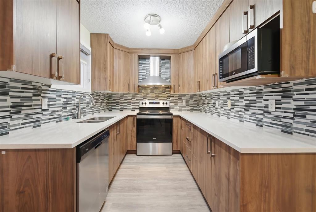 53 Falchurch Road NE, Calgary, Alberta, T3J1G6