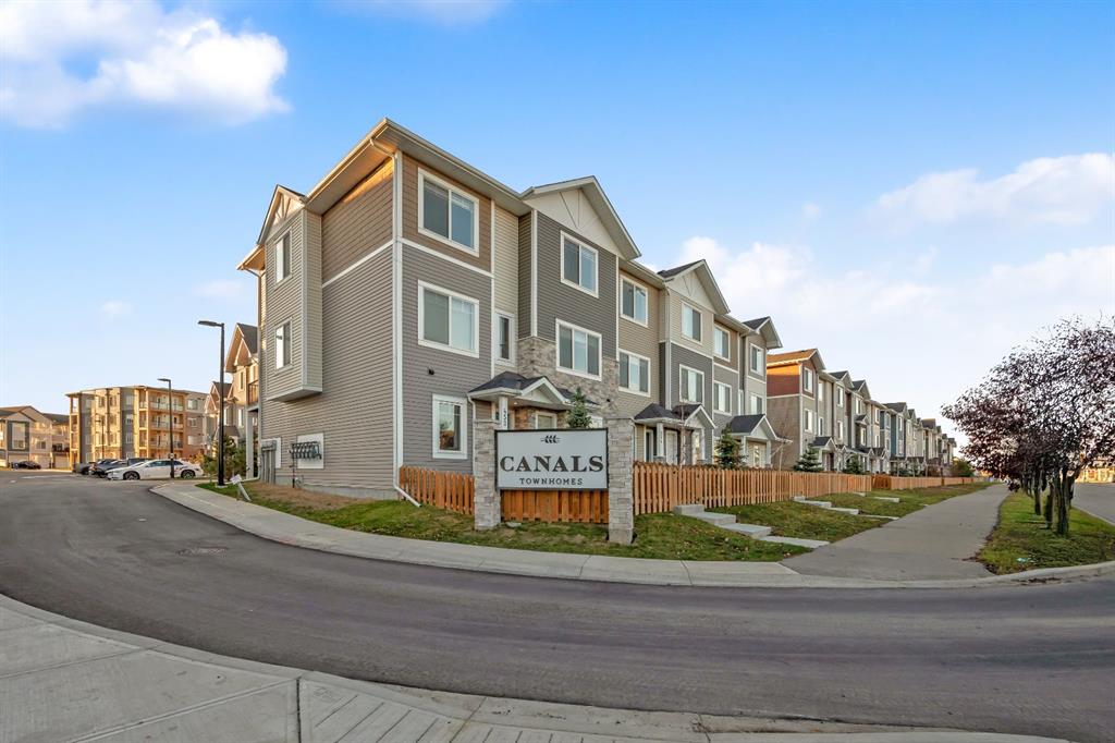 450 Canals Crossing SW, Airdrie, Alberta, T4B 4L3