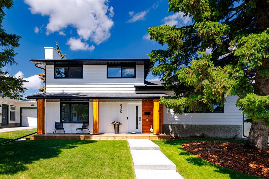 920 Cantabrian Drive SW, Calgary, Alberta, T2W 1L7