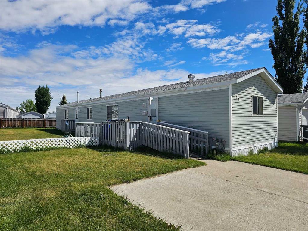 64 Westover Avenue, Claresholm, Alberta, T0L 0T0
